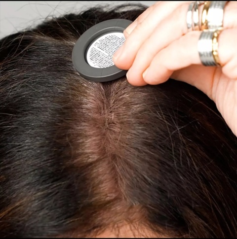 INSTANT RETOUCH H645 powder to cover up roots INSTANT RETOUCH HAIR COLOR blonde